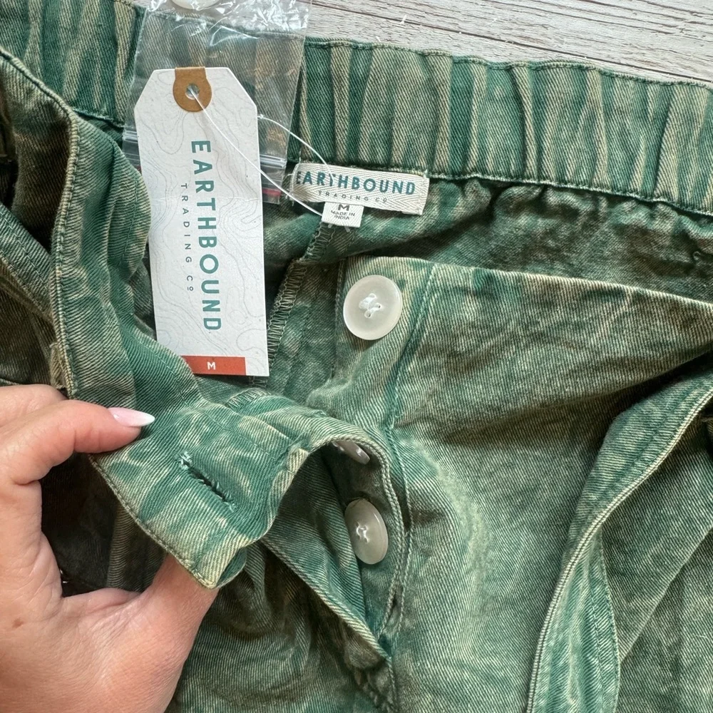 NWT EarthBound Cargo Skirt Tie Dye Button Fly with tie Belt M